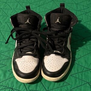 Jordan sneakers - little boys size 13.5